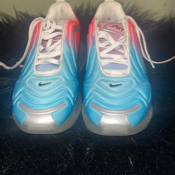 Nike Shoes - Nike Shoes